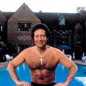 Tom Jones - List pictures