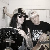 Bourbon Crow - List pictures