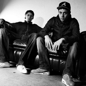 Bassjackers - List pictures