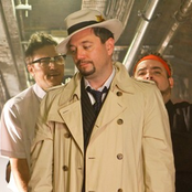 Fun Lovin Criminals - List pictures