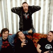 Mustasch - List pictures