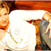 Claudia Jung - List pictures