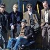 Hooters - List pictures