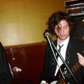 100 Monkeys - List pictures