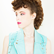 Kiesza - List pictures