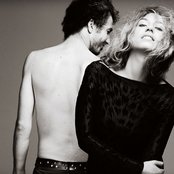 Izia - List pictures