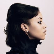 Alice Smith - List pictures