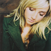 Ashley Monroe - List pictures