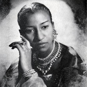 Celia Cruz - List pictures