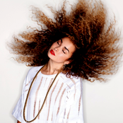 Ella Eyre - List pictures