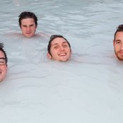 Vacationer - List pictures