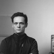 Alva Noto - List pictures