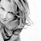 Kylie Minogue - List pictures