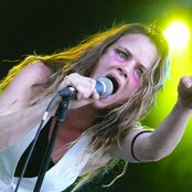 Juliette And The Licks - List pictures