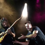 Almafuerte - List pictures