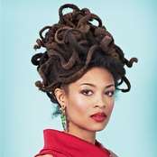 Valerie June - List pictures