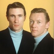 The Righteous Brothers - List pictures