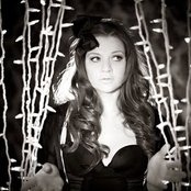 Stacy Clark - List pictures