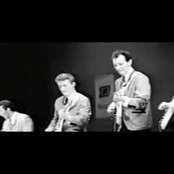 The Ventures - List pictures