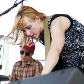 Wye Oak - List pictures