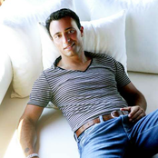 Mustafa Sandal - List pictures