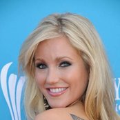 Whitney Duncan - List pictures