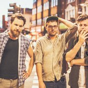 Bear's Den - List pictures