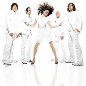 Juliette And The Licks - List pictures