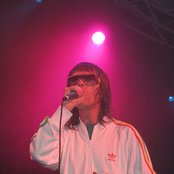 Ian Brown - List pictures