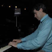 Javier Navarrete - List pictures