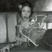 Lina - List pictures