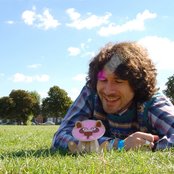 Gruff Rhys - List pictures