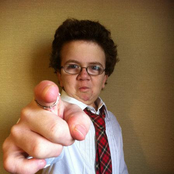 Keenan Cahill - List pictures