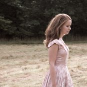 Marit Larsen - List pictures