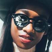 Little Simz - List pictures