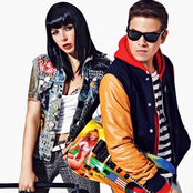 Sleigh Bells - List pictures
