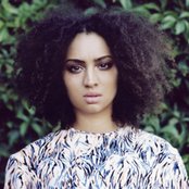 Naomi Pilgrim - List pictures