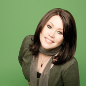 Jann Arden - List pictures