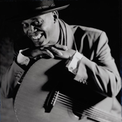 Eric Bibb - List pictures