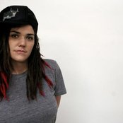 Emily Wells - List pictures