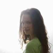 Lauren Pritchard - List pictures