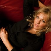 Claire Martin - List pictures