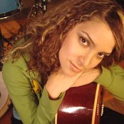 Gaby Moreno - List pictures