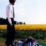 Fyfe Dangerfield - List pictures