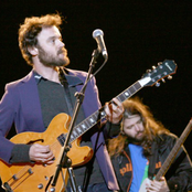 Rodrigo Amarante - List pictures