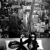 Porcelain And The Tramps - List pictures