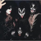 Kiss - List pictures