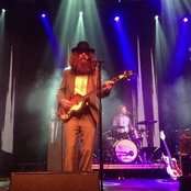 Amason - List pictures