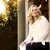 Nicol Sponberg - List pictures