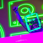 Shit Robot - List pictures